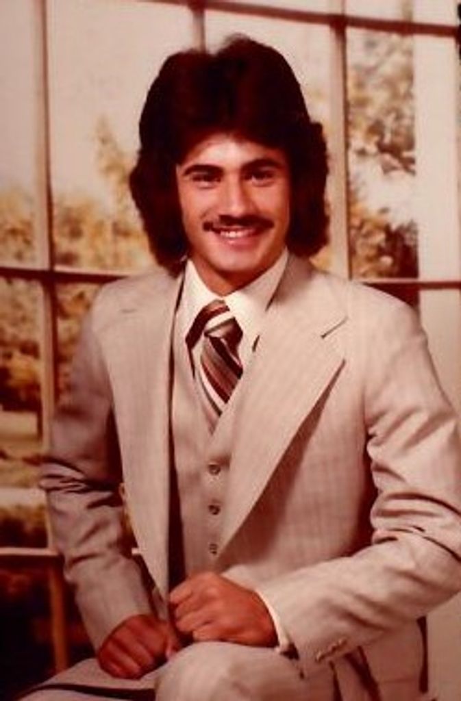 Michael Lee Chapman Profile Photo