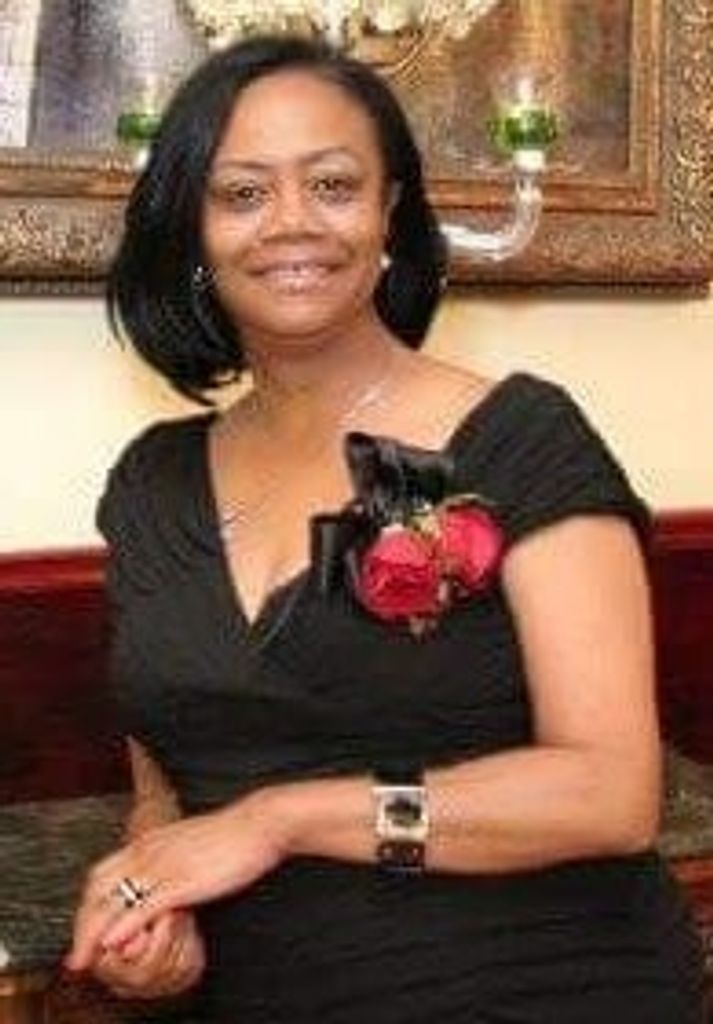 Mrs Alexzina Tompkins