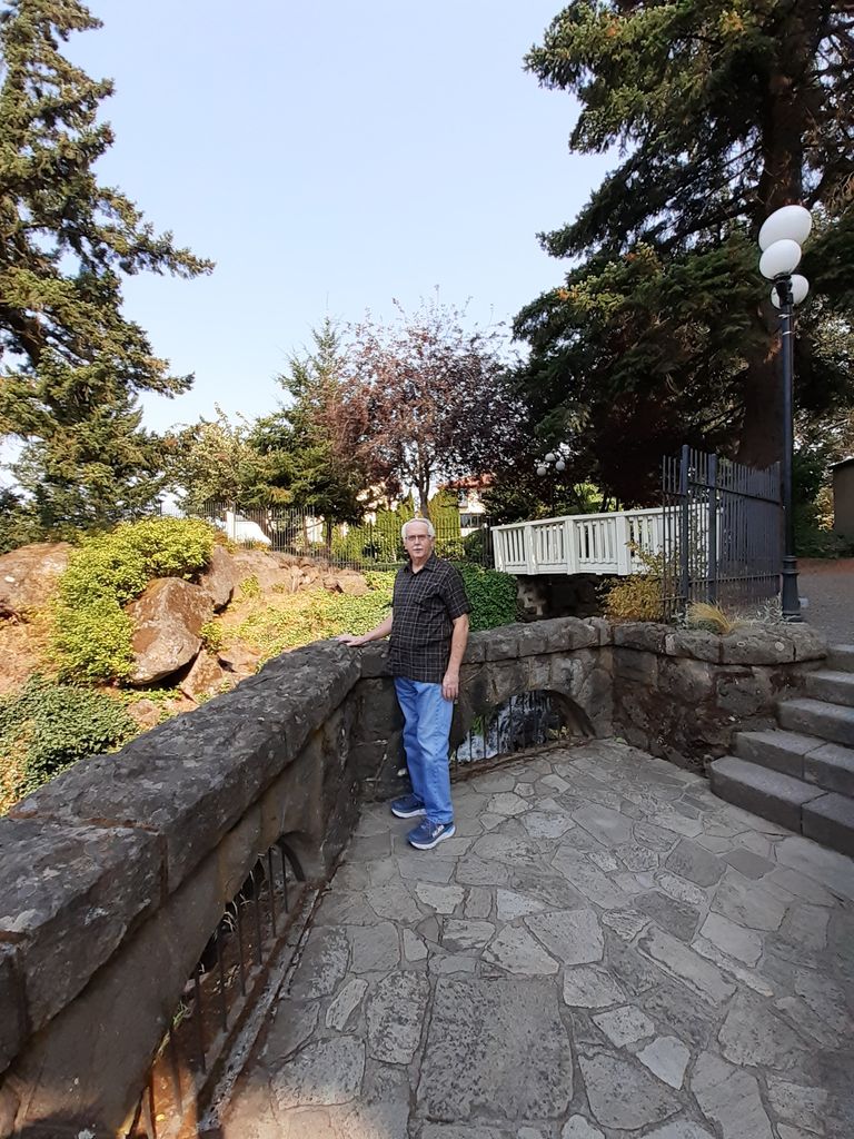 Darwin John Buschert