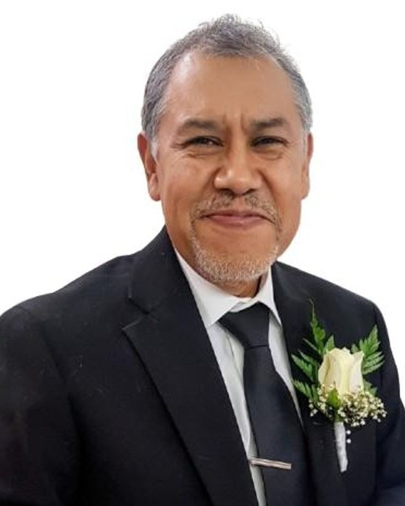 Angel Rivas Flores Profile Photo