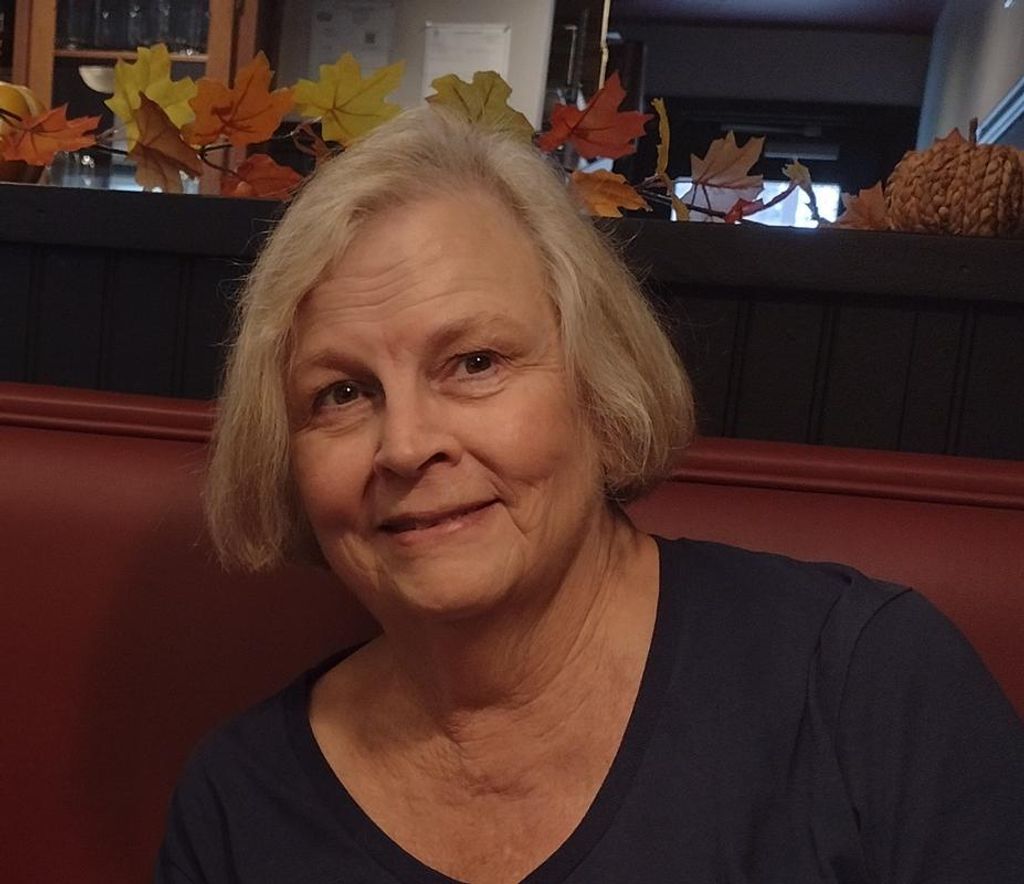 Renee Lou Lewis