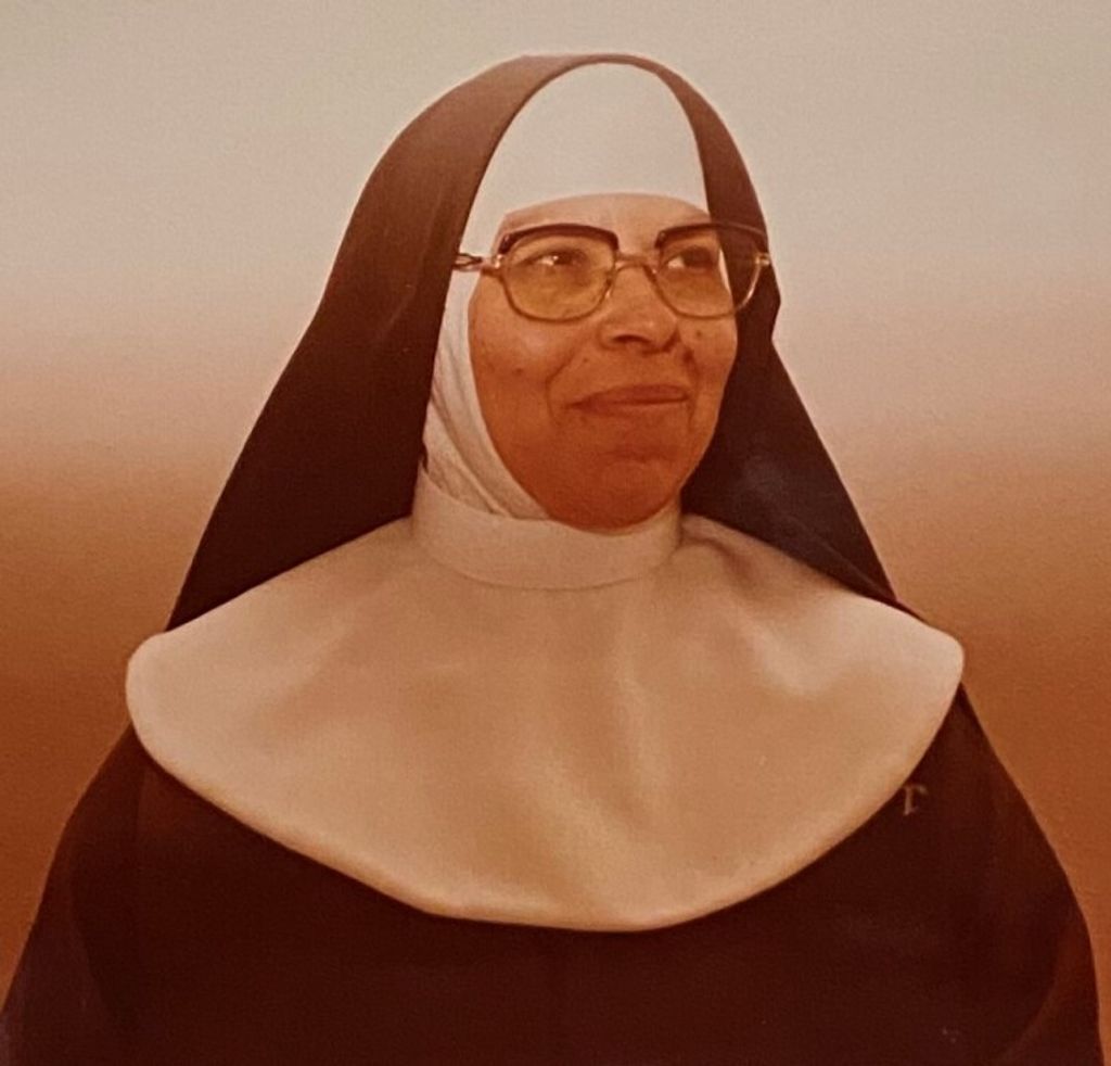 Sister Los Angelos Camila Ortiz