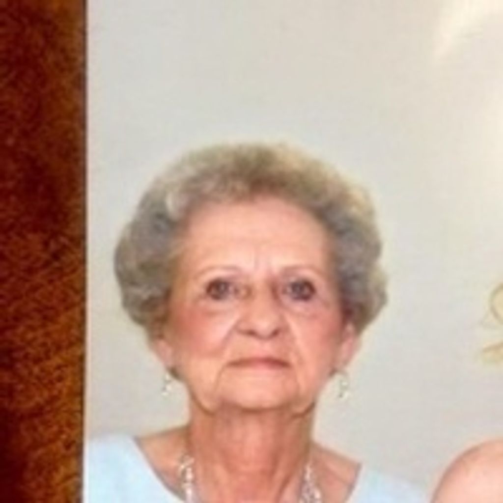 Crystell Hoots Daniel Profile Photo