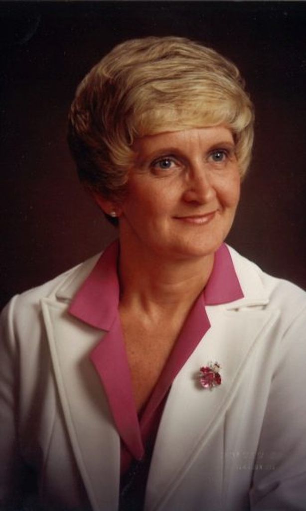 Beth Davis (Rigby)