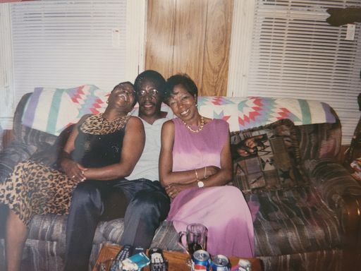 Gloria Jean Glover photo gallery thumbnail 15 of 19