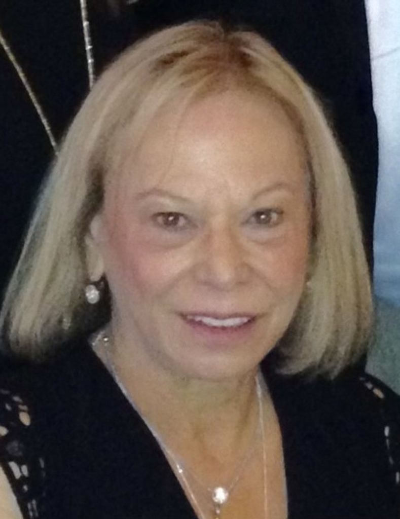 Lynda M. (Nee Domagal)  Yanks