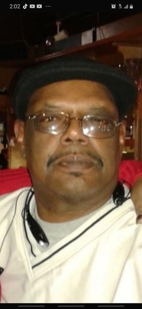 Bruce Earl Quinn Profile Photo