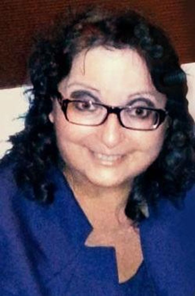 Vivienne R. Cardullo (Nee Rinaldt)