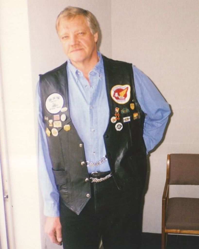 Dale Winston Hicks Profile Photo