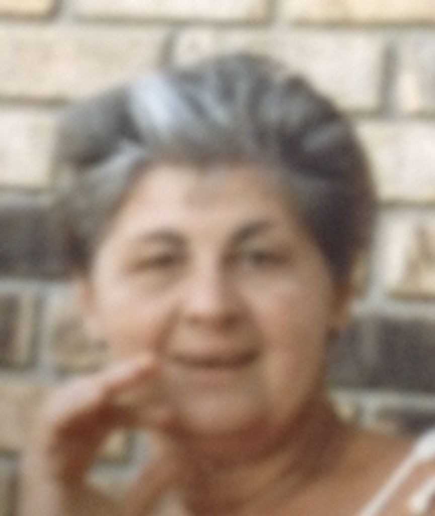 Gertrude "Peaches" (Luchtenberg)  Hillstrom