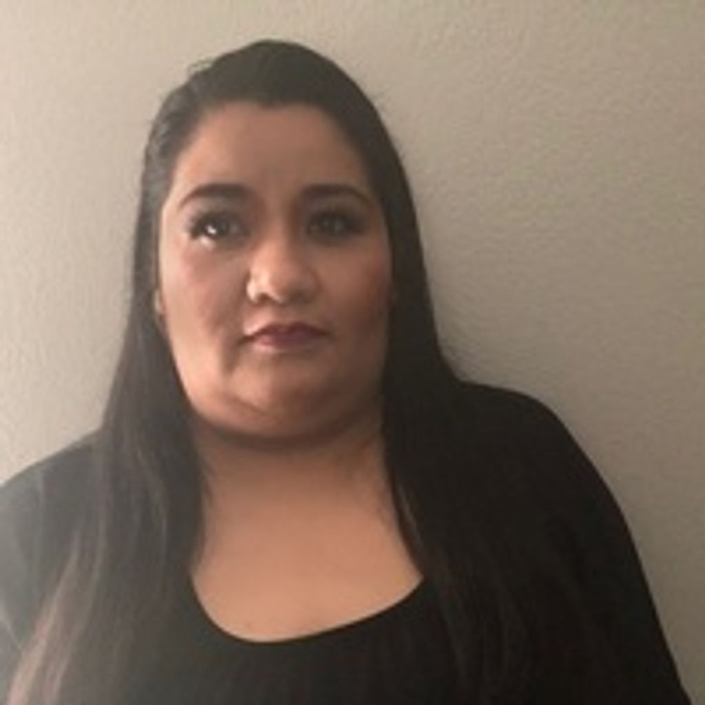 Claudia Lopez Flores Profile Photo