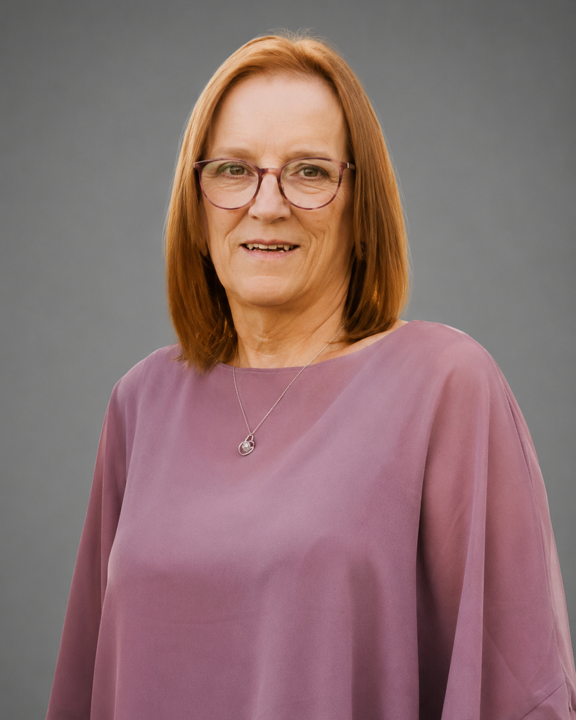 Kim Samples Profile Photo