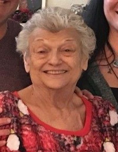 Olivia Ann Lyons Profile Photo