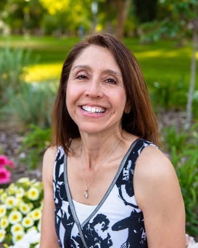 Regina Paulette Fields's obituary image