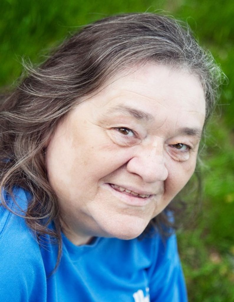 Angela "Robin" (Mcdaniel)  Favro Profile Photo