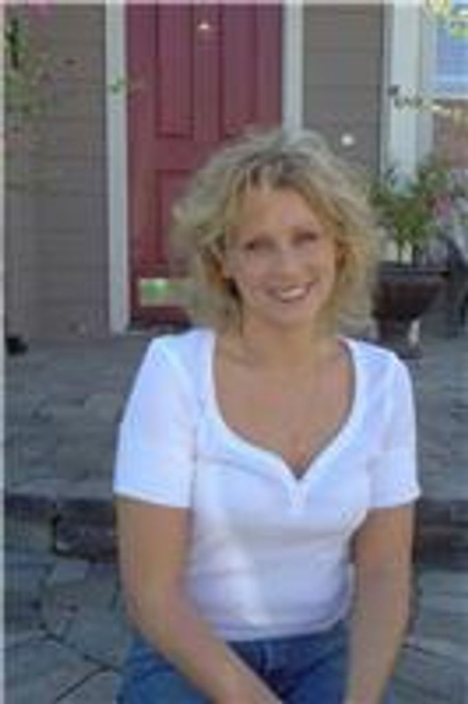 Bobbi Joann Holland Profile Photo