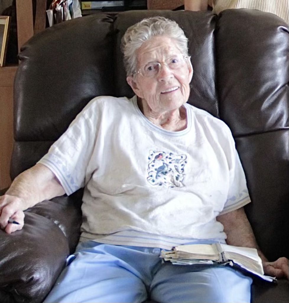 Mary Elizabeth "Beth" (Lupo)  Squires Profile Photo