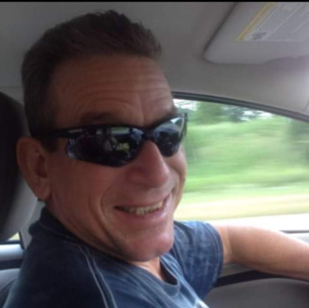 Clifford Emmett Comer Profile Photo