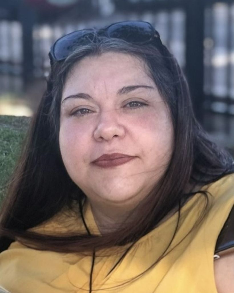 Cristina Castillo Profile Photo