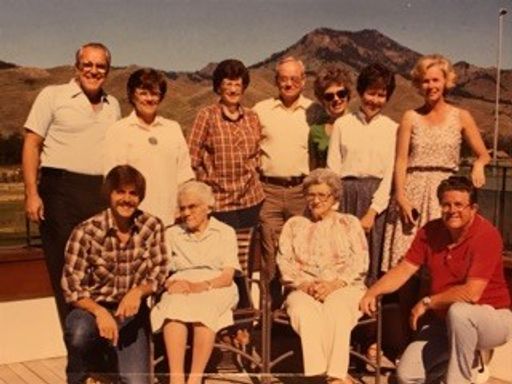 Carol Ann (McClary)  Myers photo gallery thumbnail 31 of 67