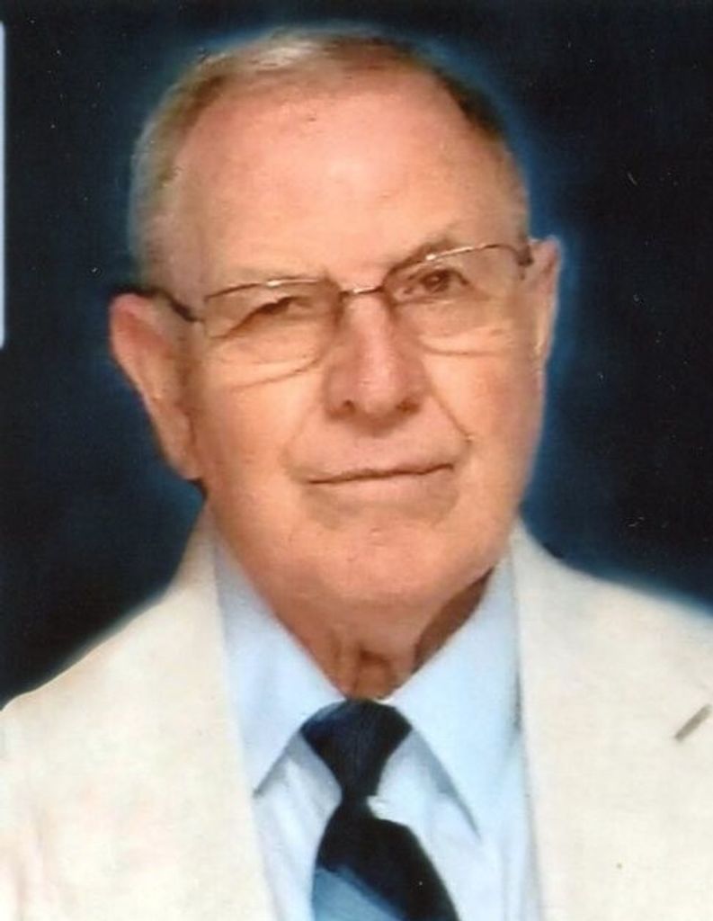 Billy "Bill" Moore