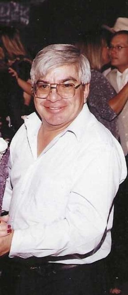 Carlos Leo Martinez Profile Photo