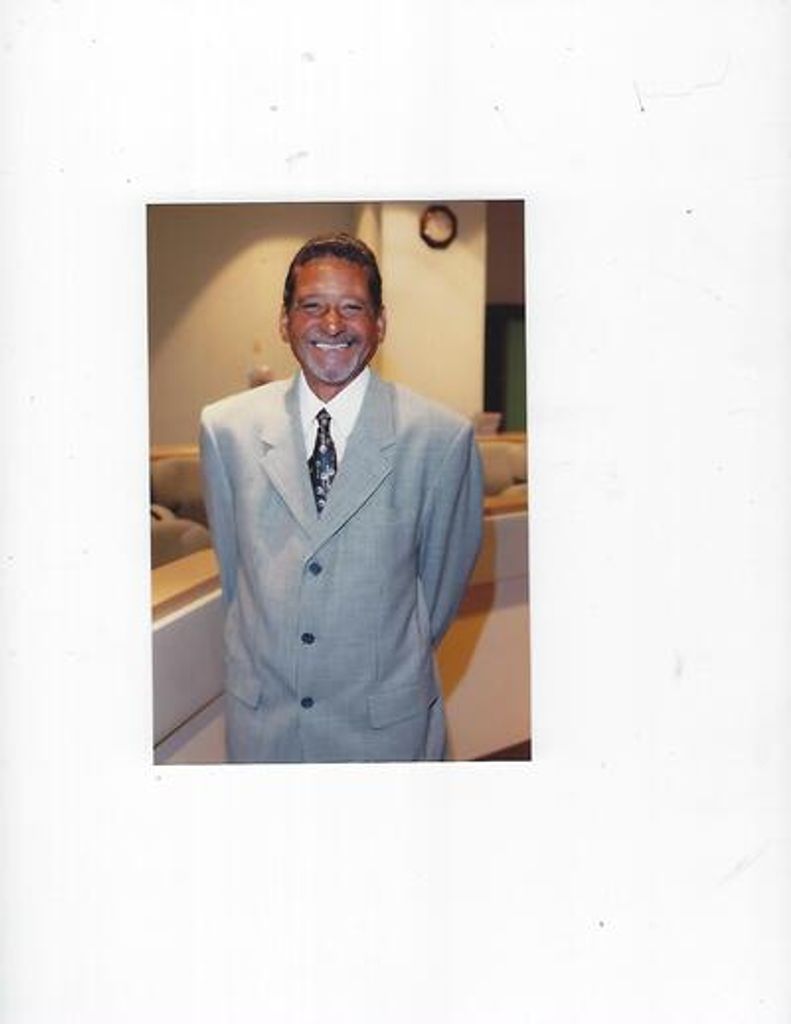 Godfrey Wayne Lynch Profile Photo