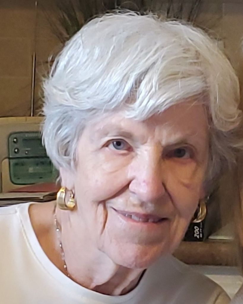 Evelyn "Evie" Hogenkamp Profile Photo