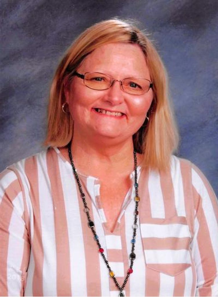 Donna Hall Profile Photo