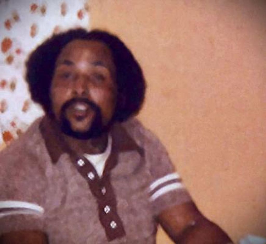 Bobbie Brown Profile Photo