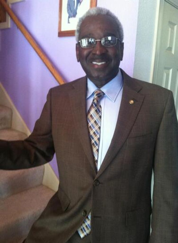 Dwight Owens Profile Photo