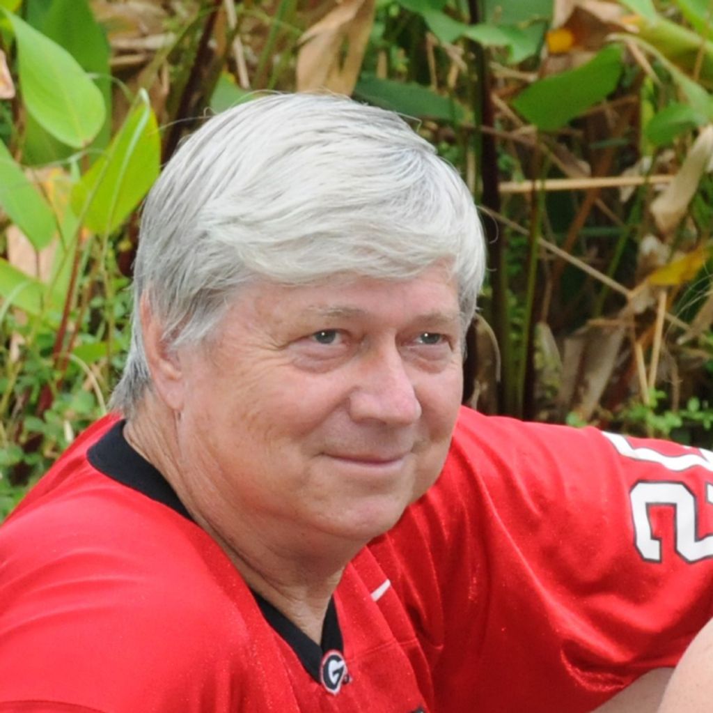 Carlos J. Lamb
