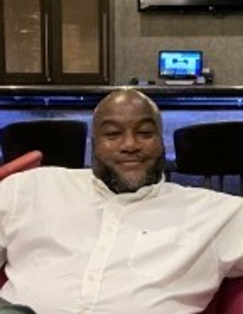 Derrick  Charvez Reese
