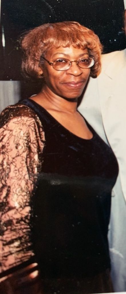 Stephanie R. Sparks Profile Photo