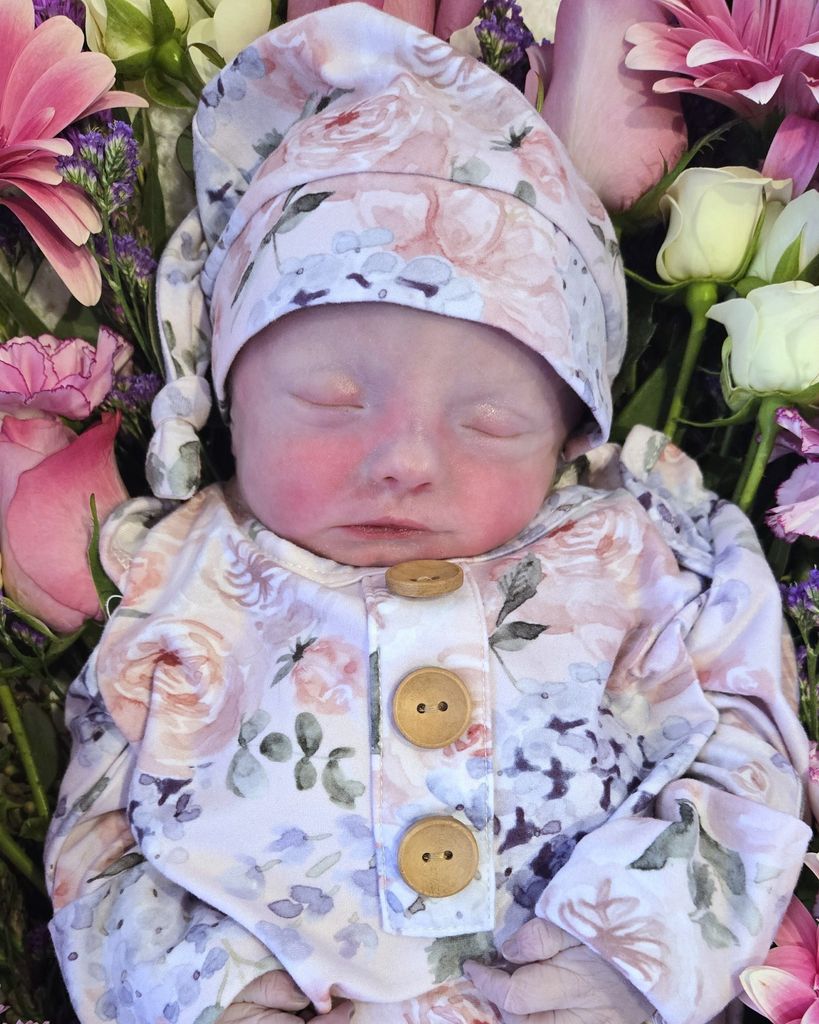 Isabell "Izzy" Marie Holt Profile Photo