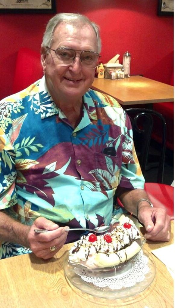 Richard Clayton "Moon" Mullins Profile Photo