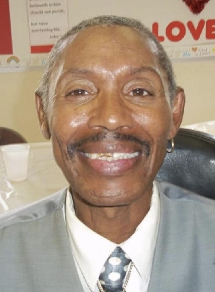Robert Lorenzo Nelson Profile Photo