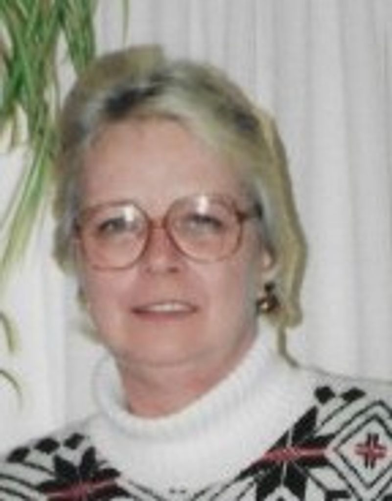 Elizabeth R. Macmillan Profile Photo