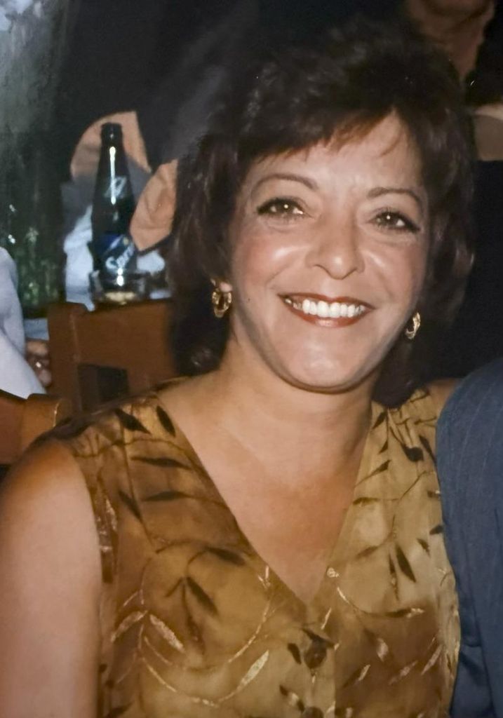 Ann Verdiglione Sarantos Profile Photo