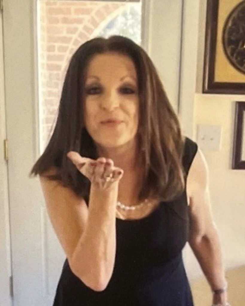 Pam Nixon Profile Photo