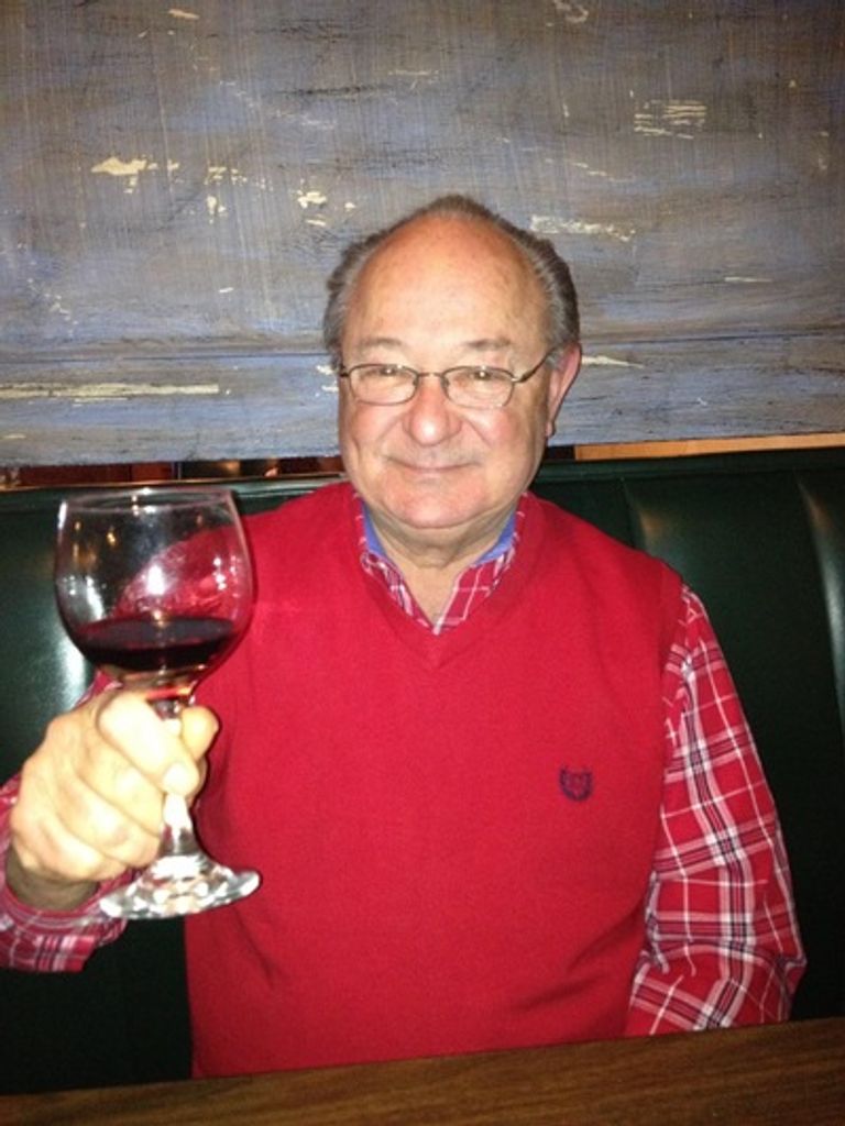 Roland Galatas Profile Photo