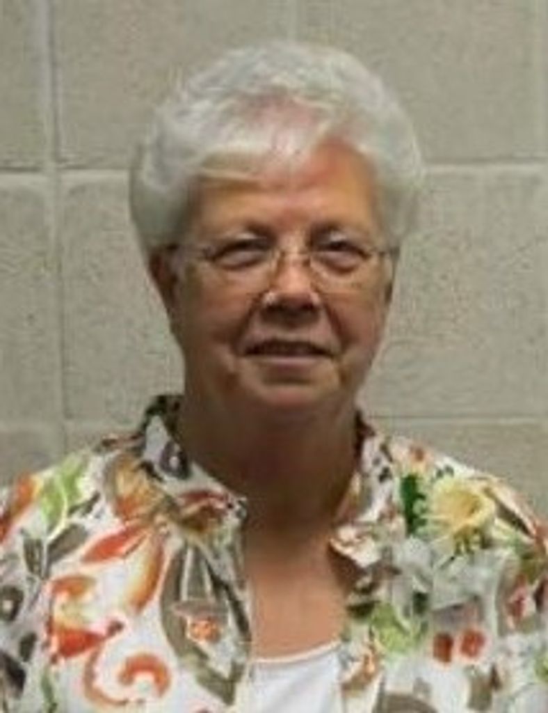 Carolyn S (Smith)  Broeker
