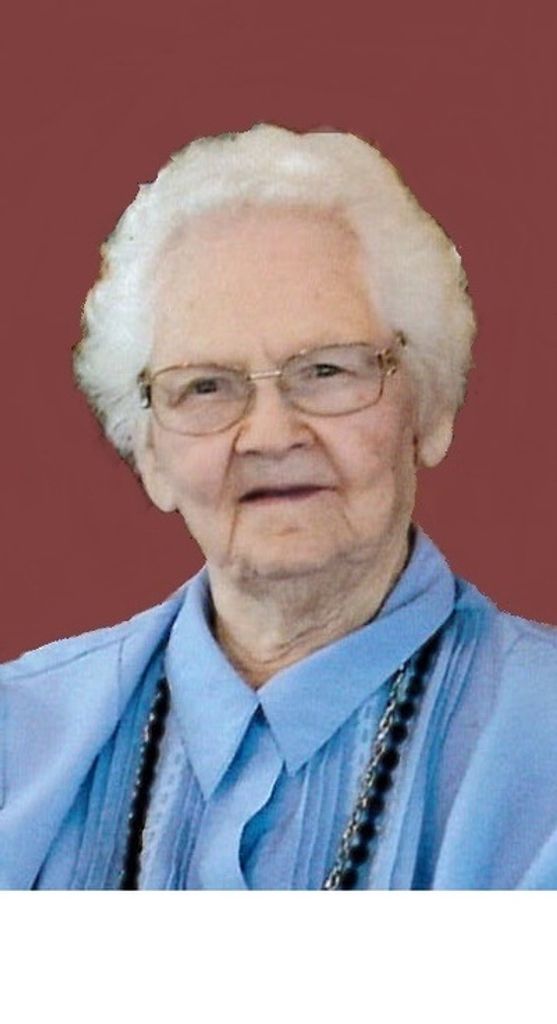 Julia Moore Profile Photo