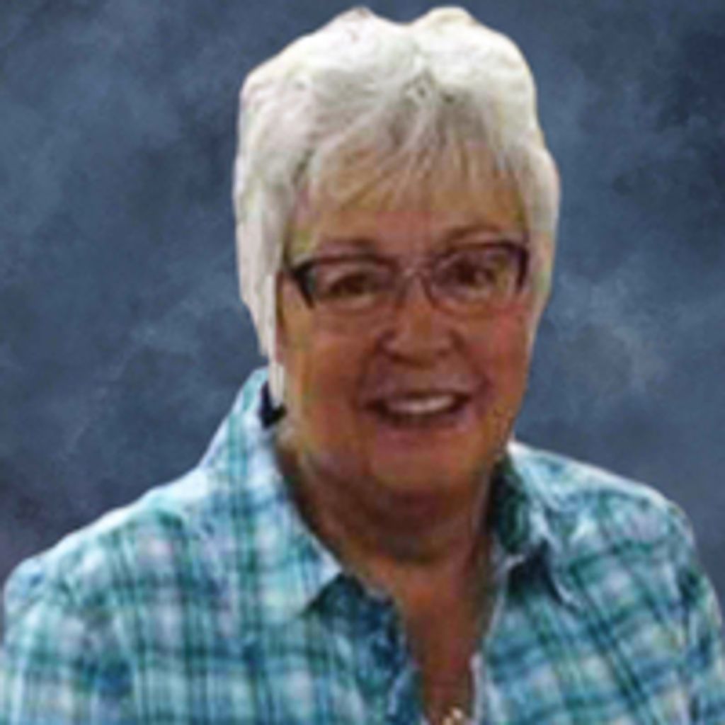 Carolyn Bergit Flom