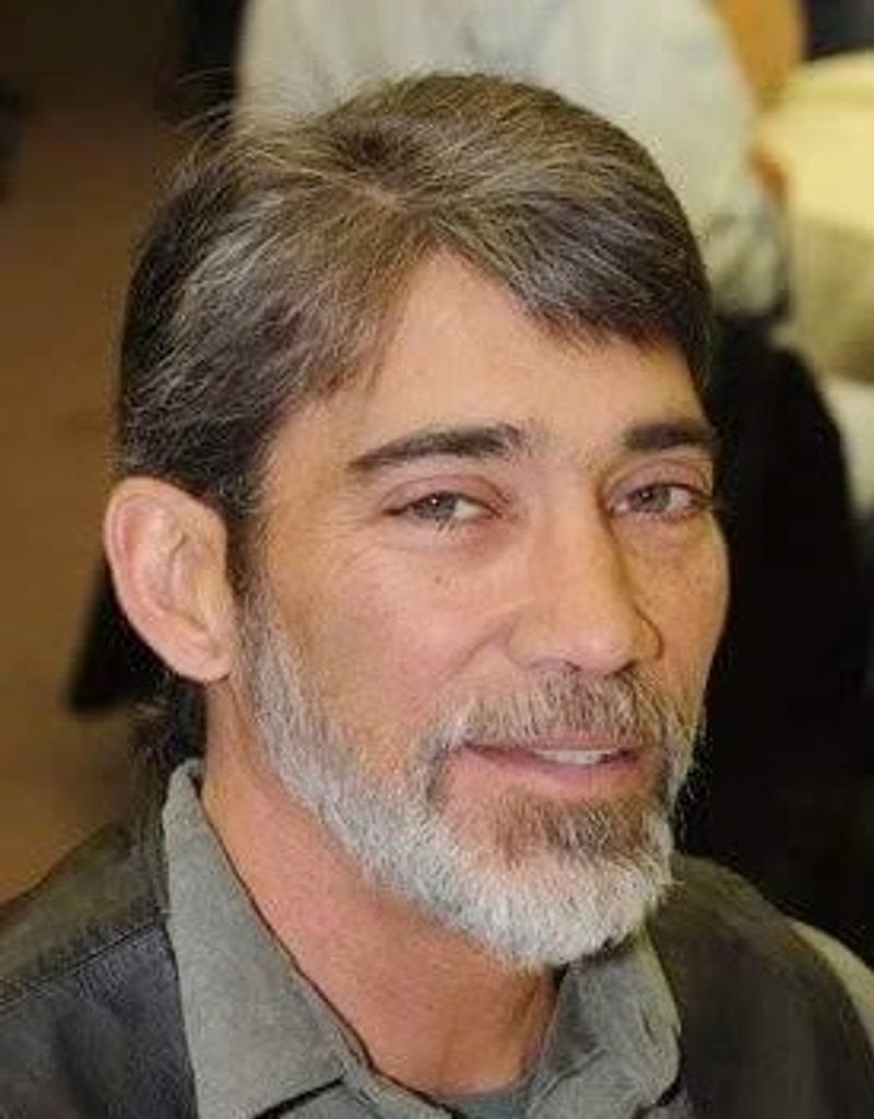 Mike Dew Profile Photo