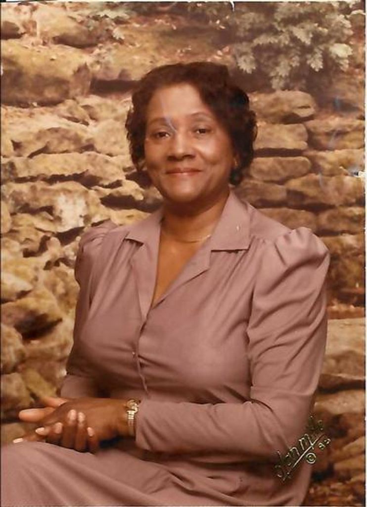 Roberta Gray Profile Photo