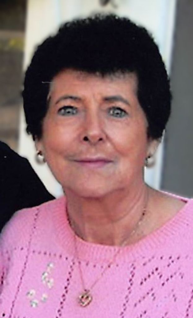 Geraldine "Geri" May Riney