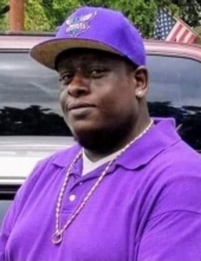 Brionte LaDell Robinson Profile Photo