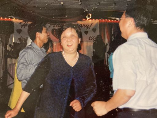 Nancy Wong photo gallery thumbnail 34 of 106