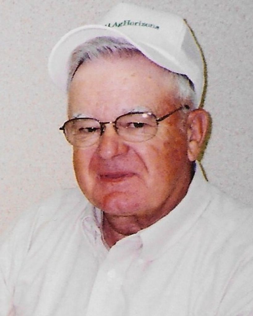 Vaughan Clifton Dresbach Profile Photo
